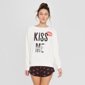 Kiss Me Nite Gear Cozy PJs
